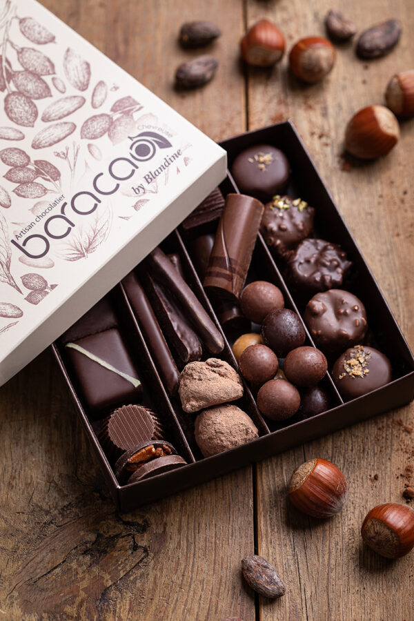coffret "éclat": coffret de chocolats de 220 grammes