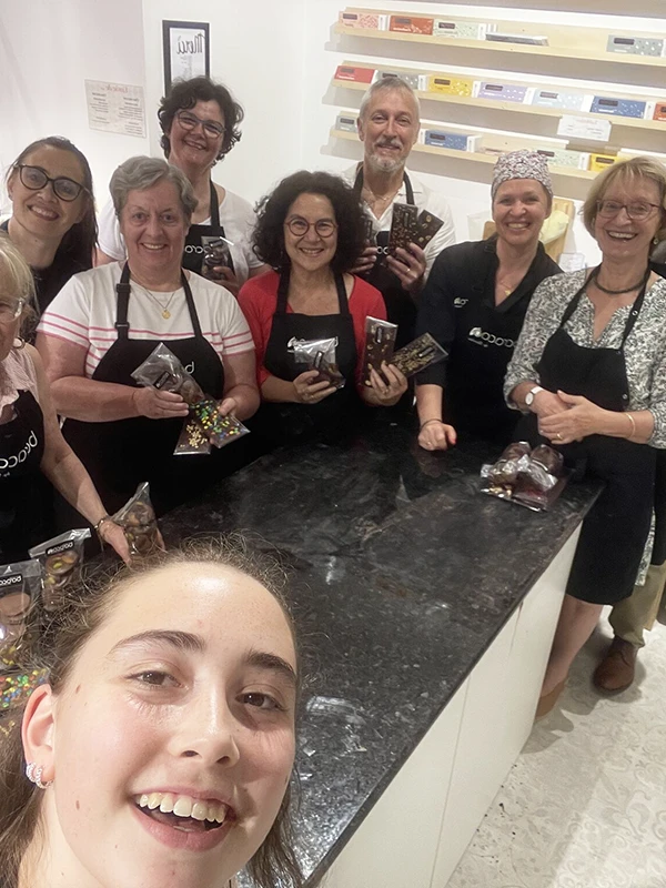 Photo de groupe lors d'un atelier chocolat