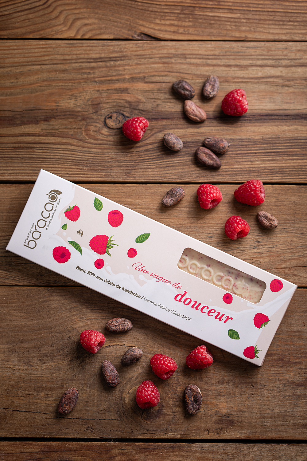 tablette douceur, au chocolat blanc et éclats de framboise